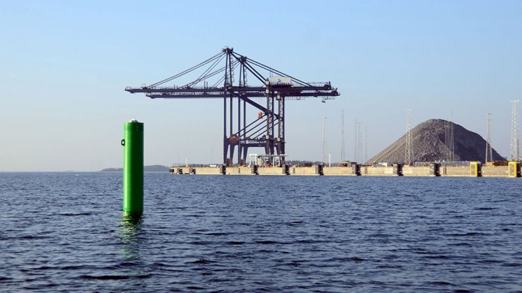 Stockholm Norvik Port has a smart buoy