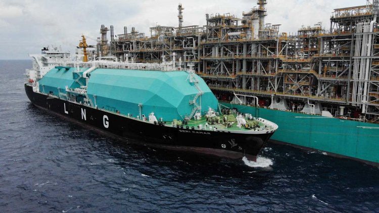 PETRONAS becomes world's first to produce LNG from two floating facilities