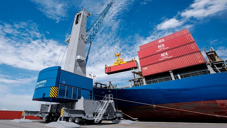 Italian terminal orders Konecranes Gottwald Mobile Harbor Crane