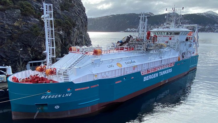 Bureau Veritas awards classification to Norway's first LNG bunkering vessel