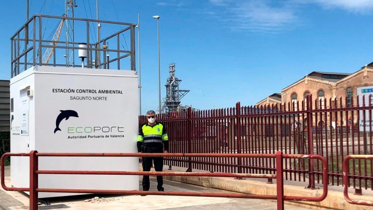 The PAV installs its third air quality and control cabin at the Port of Sagunto