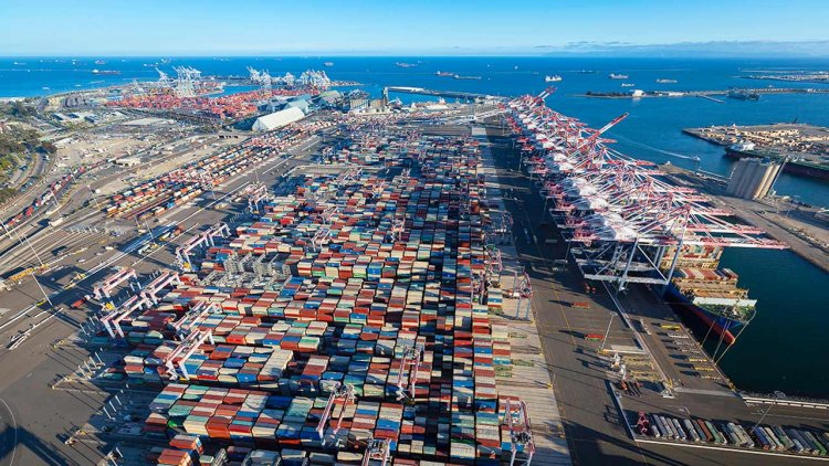 Port of Long Beach completes container terminal project at Middle Harbor
