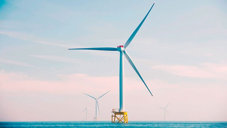 Shell and ScottishPower win bids to develop 5 GW of floating wind power in the UK