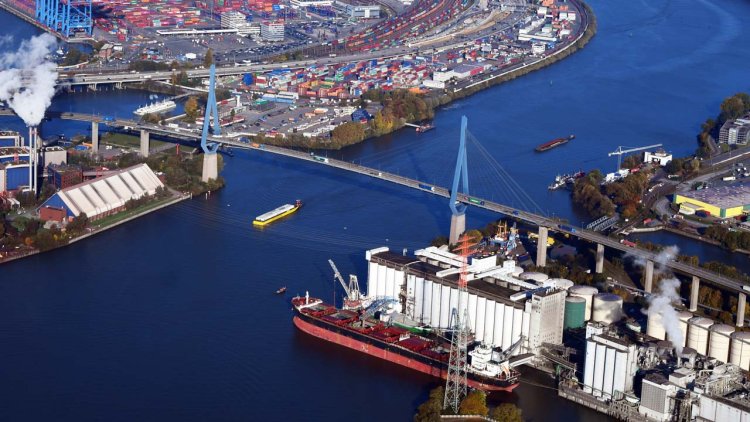HPA and DAKOSY receive funding for digital test bed at Port of Hamburg