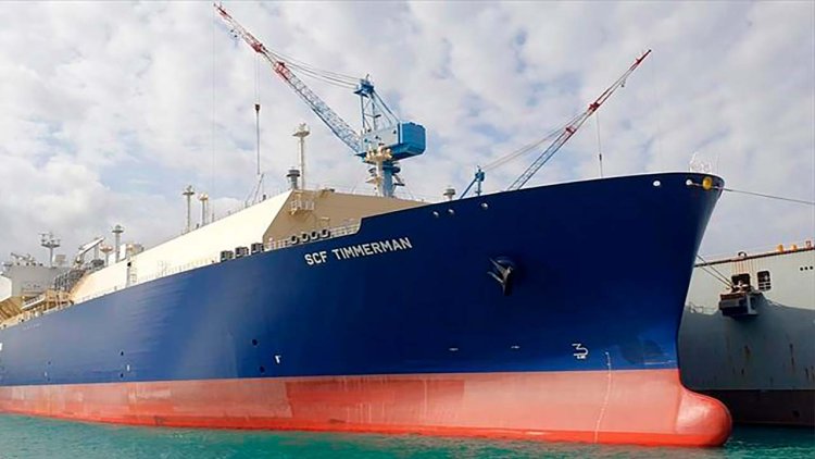 Shell idles LNG ships owned by Russia to avoid sanction risk