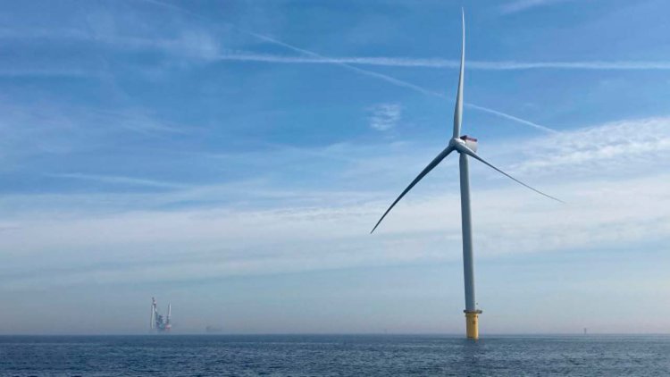First wind turbine installed in Hollandse Kust Zuid