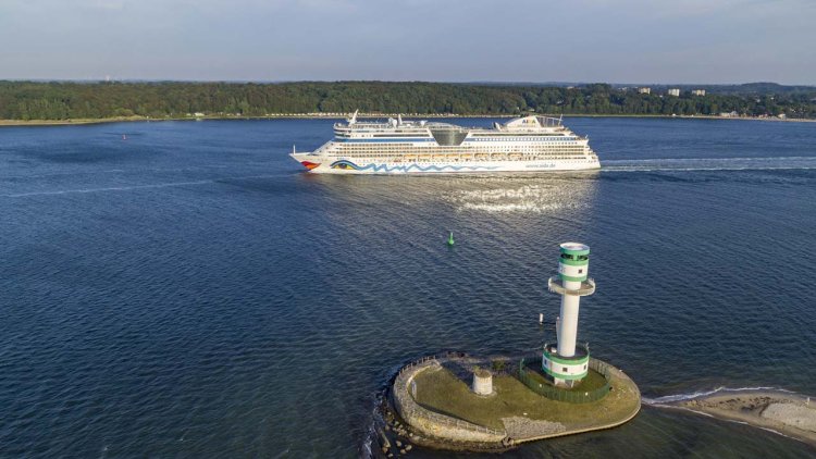 AIDA Cruises opens season in Kiel with AIDAluna