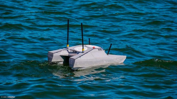Marine robots take orders from afar at ReefWorks