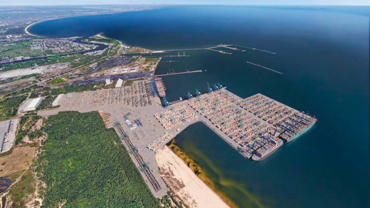 DEME secures dredging contract for new container terminal in Gdańsk