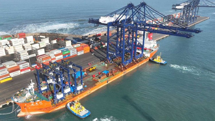 San Antonio Terminal Internacional receives new cranes