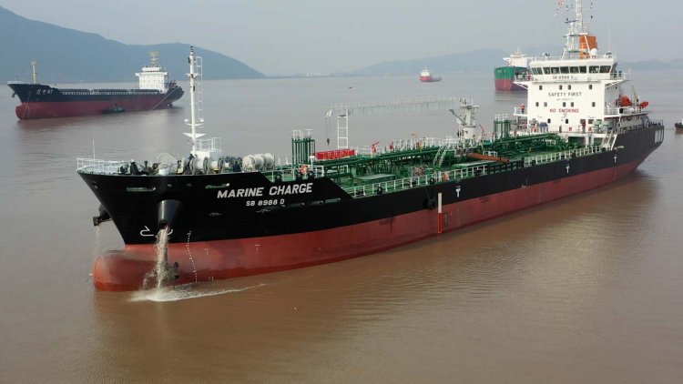 Vitol's V-Bunkers unveils first electric-hybrid bunker tanker in Singapore
