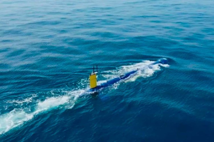 IAI Presents Its BlueWhale Autonomous Underwater Vehicle - SEAWANDERER