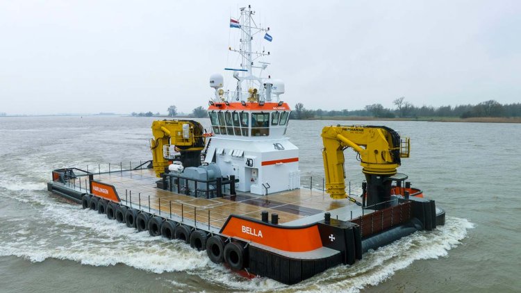 Damen Shipyards delivers new ultra shallow vessel to Herman Sr. BV