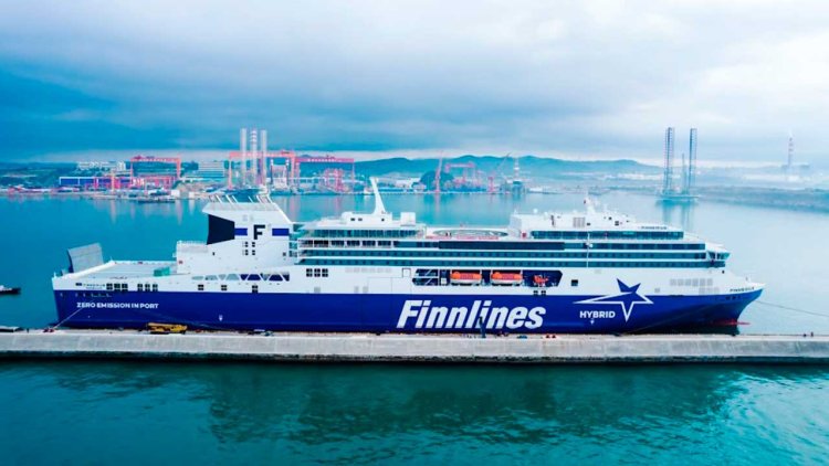 First hybrid Superstar freight-passenger vessel delivered to Finnlines