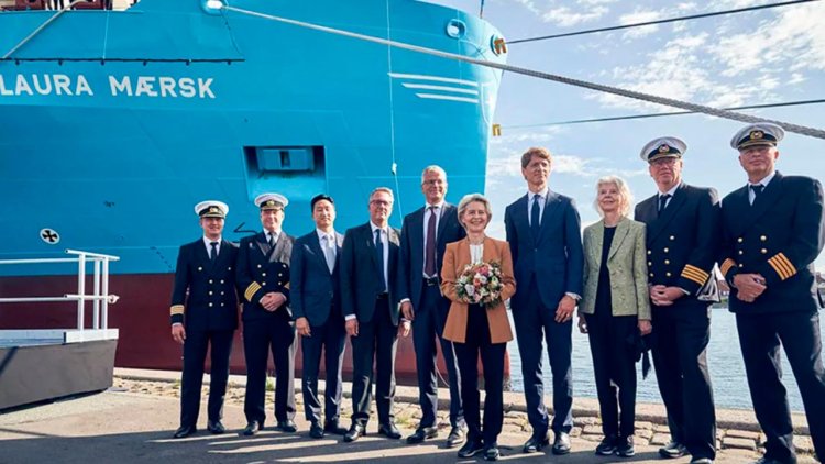 EU Commission President names landmark methanol vessel Laura Mærsk