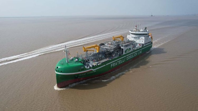 LNG bunker vessel, Alice Cosulich sets sail for Europe from Qidong, China