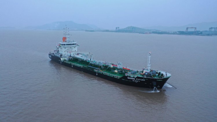 Vitol Bunkers takes delivery of first biofuel barge in Asia