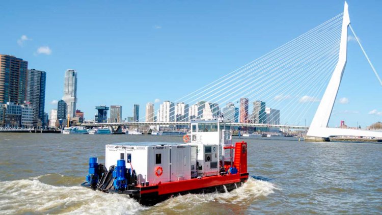 KOTUG and Padmos sign contract for E-Pusher lineup at River Bar in Rotterdam