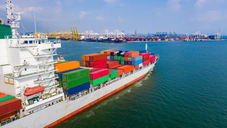 Container group pens MoU for 6-port green methanol shipping corridors