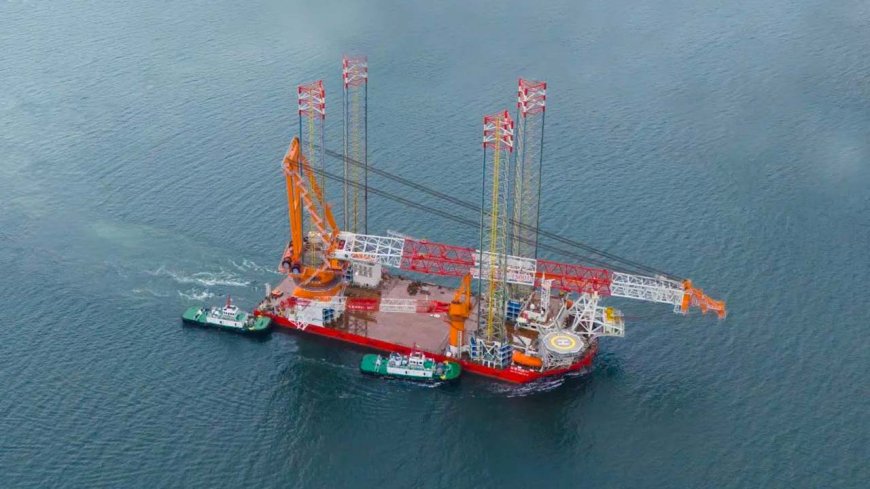 CIMC Raffles delivers the new wind turbine installation vessel "Huaxia Honghu 01"