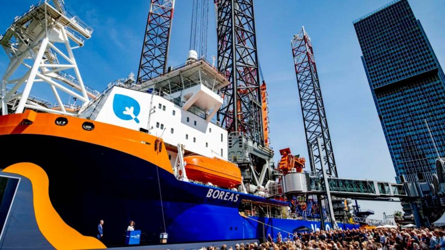Van Oord christens the largest offshore wind installation vessel in the world
