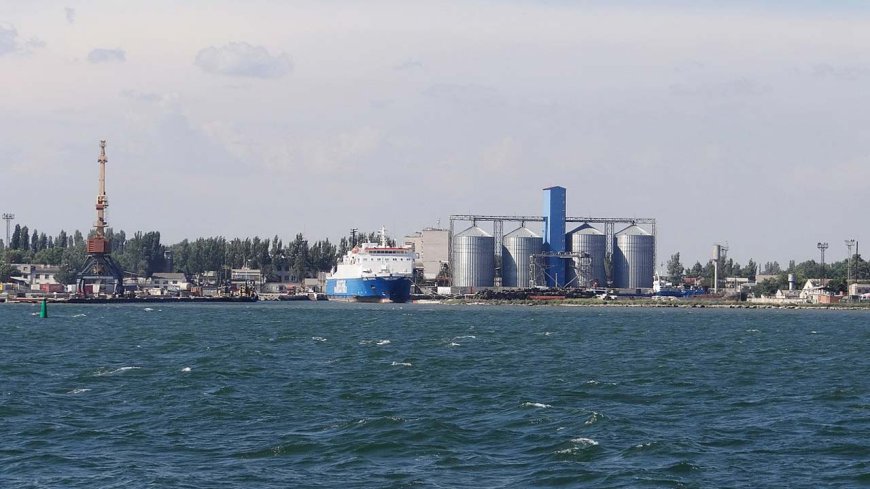 Russians plan to “modernize” ports in the occupied Kherson region