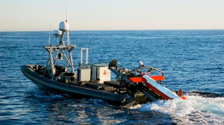Testing a new minehunting sonar at great depths