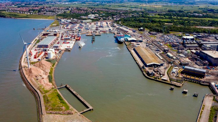 Ports ready to roll to save UK from trade traffic